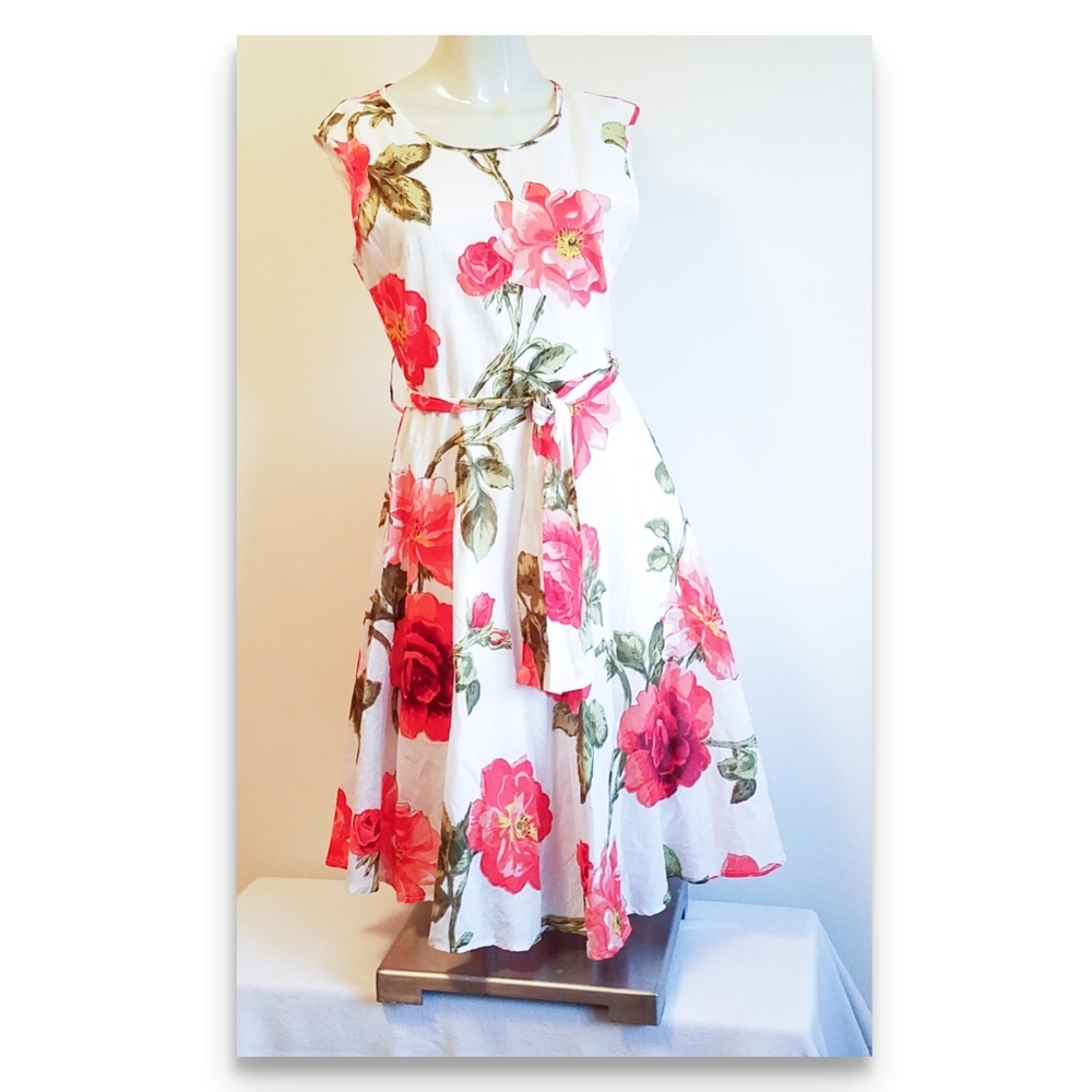 100% cotton NWT floral spring & summer dress👗